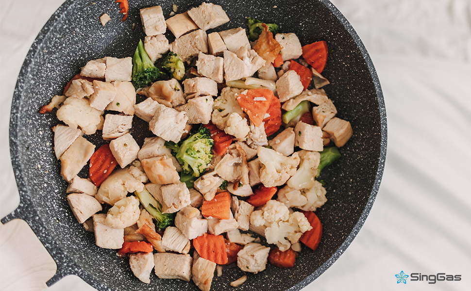 One pan Chicken And Broccoli Stir fry cooked using Lpg Gas